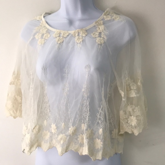 L.A. Hearts Tops - Beautiful lace crop top. NWT